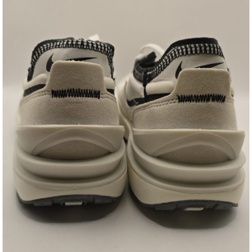 Nike Waffle ONE SE unisex sportcipő