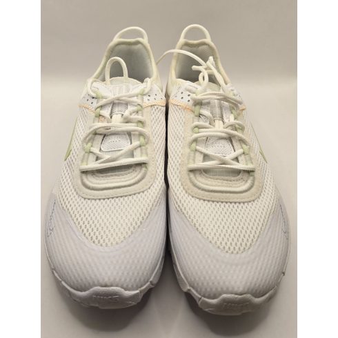 Nike React Live Sneaker