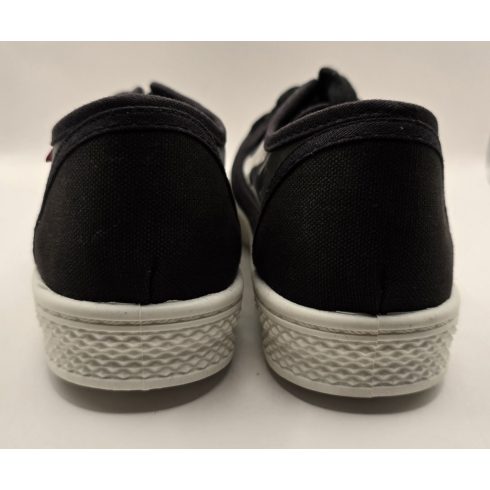 Levi’s Malibu – Sneaker átlátszó oldalrésszel