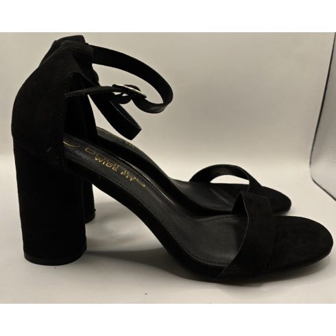 Boohoo elegáns magassarkú szandál