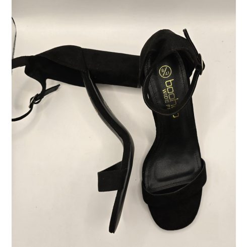 Boohoo elegáns magassarkú szandál