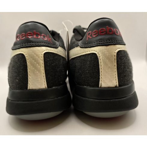 Reebok sportcipő
