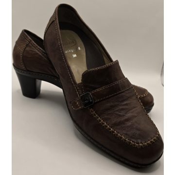 Scholl Backguard bőr magassarkú