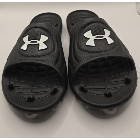 Under Armour papucs