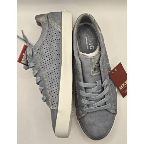 Mustang kék sneaker