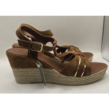 Marco Tozzi Női Telitalpú Bőr Szandál