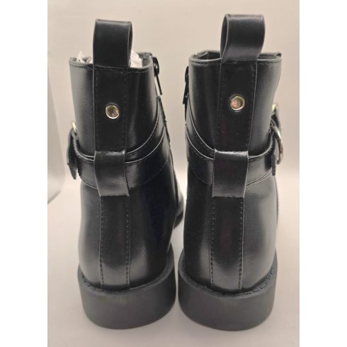 ASOS Bokacsizma
