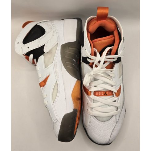 Jordan Jumpman Two Trey (GS) bőr snekaer